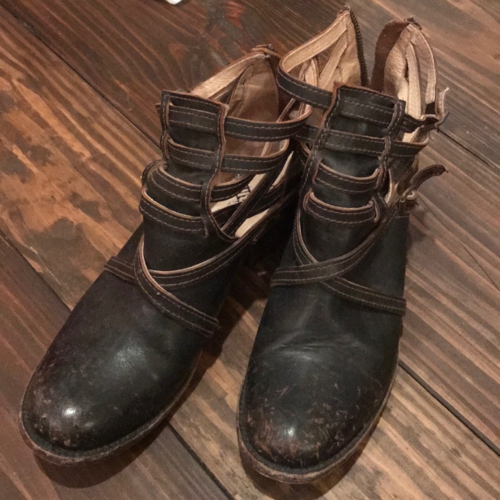 Free Bird Shoes